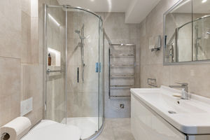 Photo 21- click for photo gallery